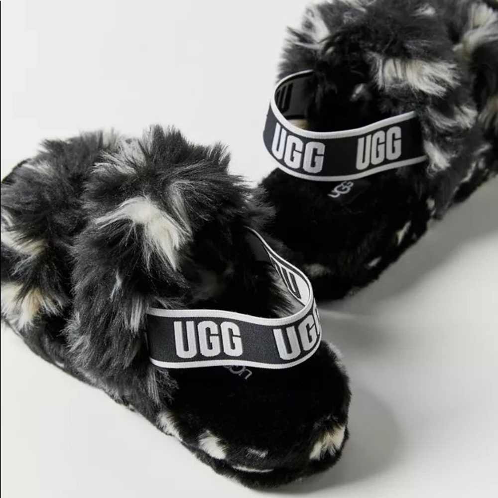 Ugg Fluff Yeah Slippers Black and White Neutral Fuzzy Sandal Slippers Size 8 - Picture 12 of 16